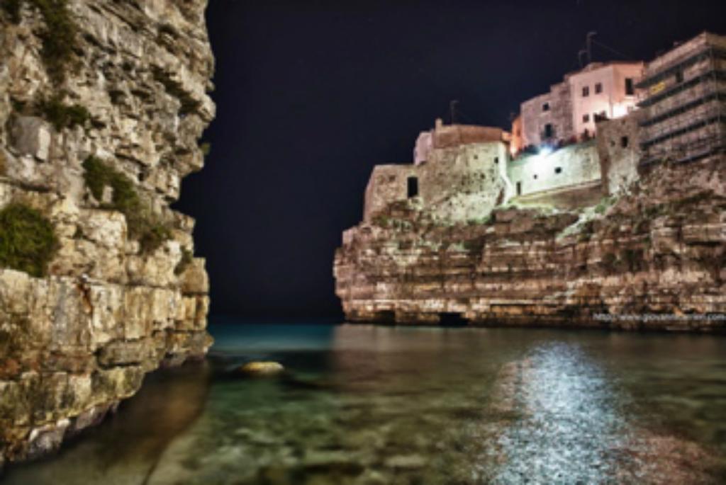 Апартаменты The Loft Polignano Полиньяно-а-Маре Экстерьер фото